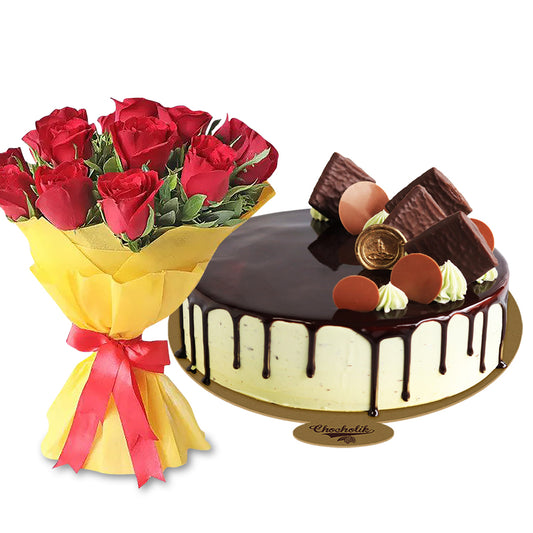 Super Delicious Cake With Red Roses