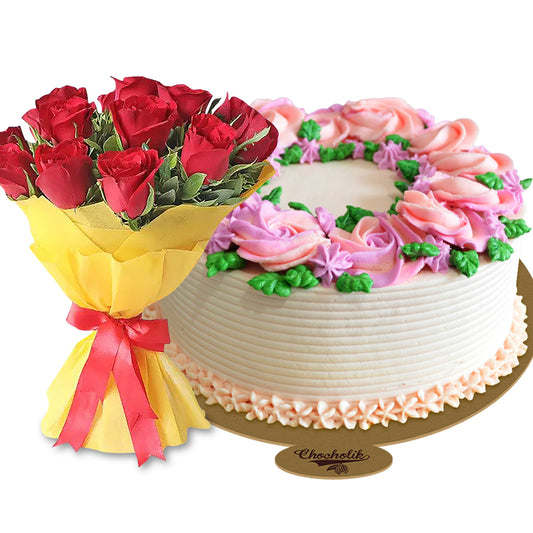 Mouth Melting Loveble Cake With Red Roses 1000