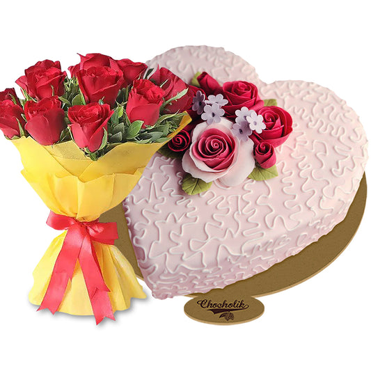 Lovely Heart Shape Cake With Red Roses