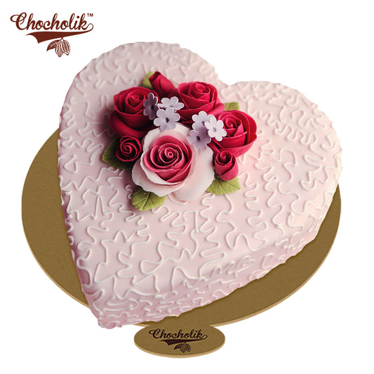 Lovely Heart Shape Cake With Red Rose