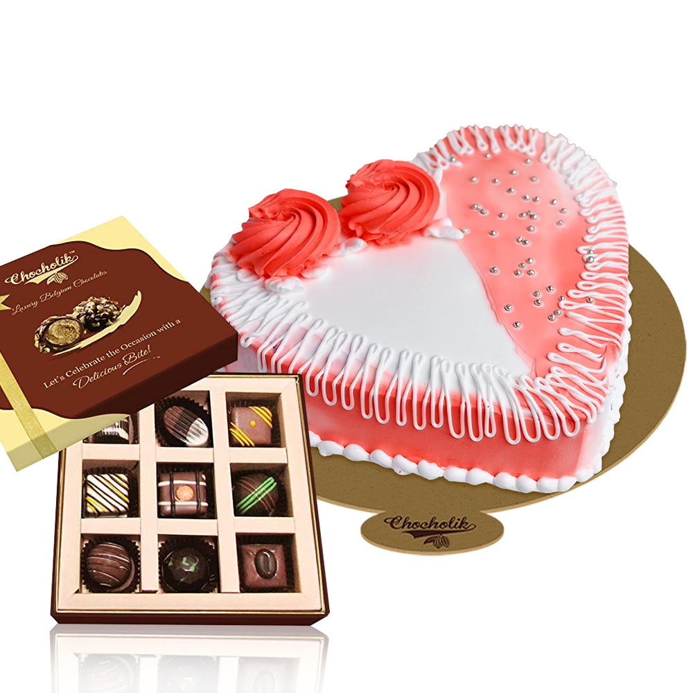 Beautiful Heart Shape Cake With Chocolate Box