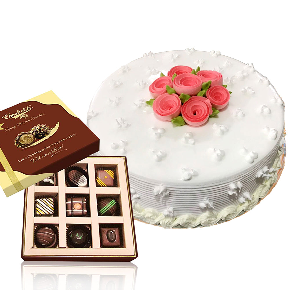 Designer Vanilla Cake With Chocolate Box